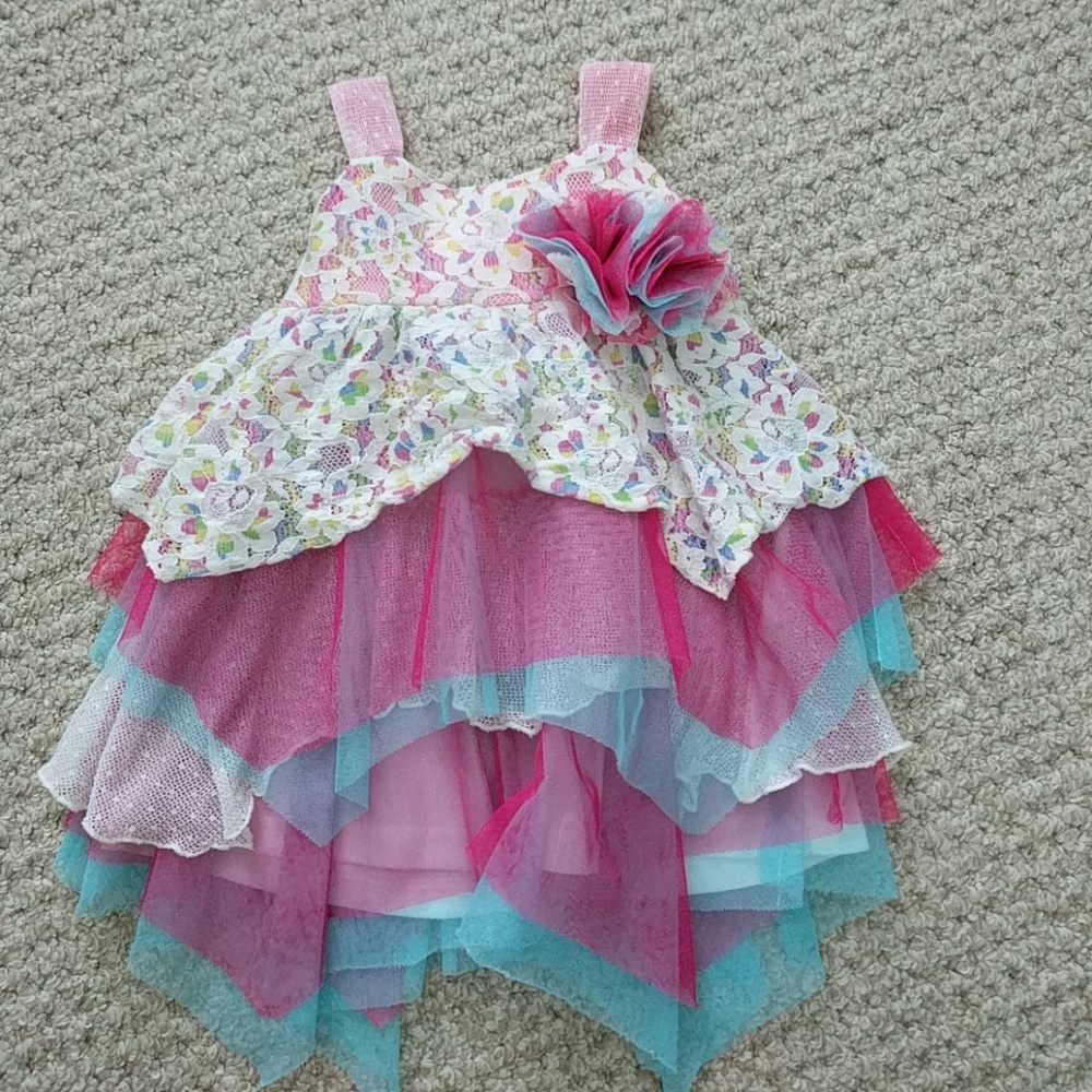 So pretty!  Handkerchief dress